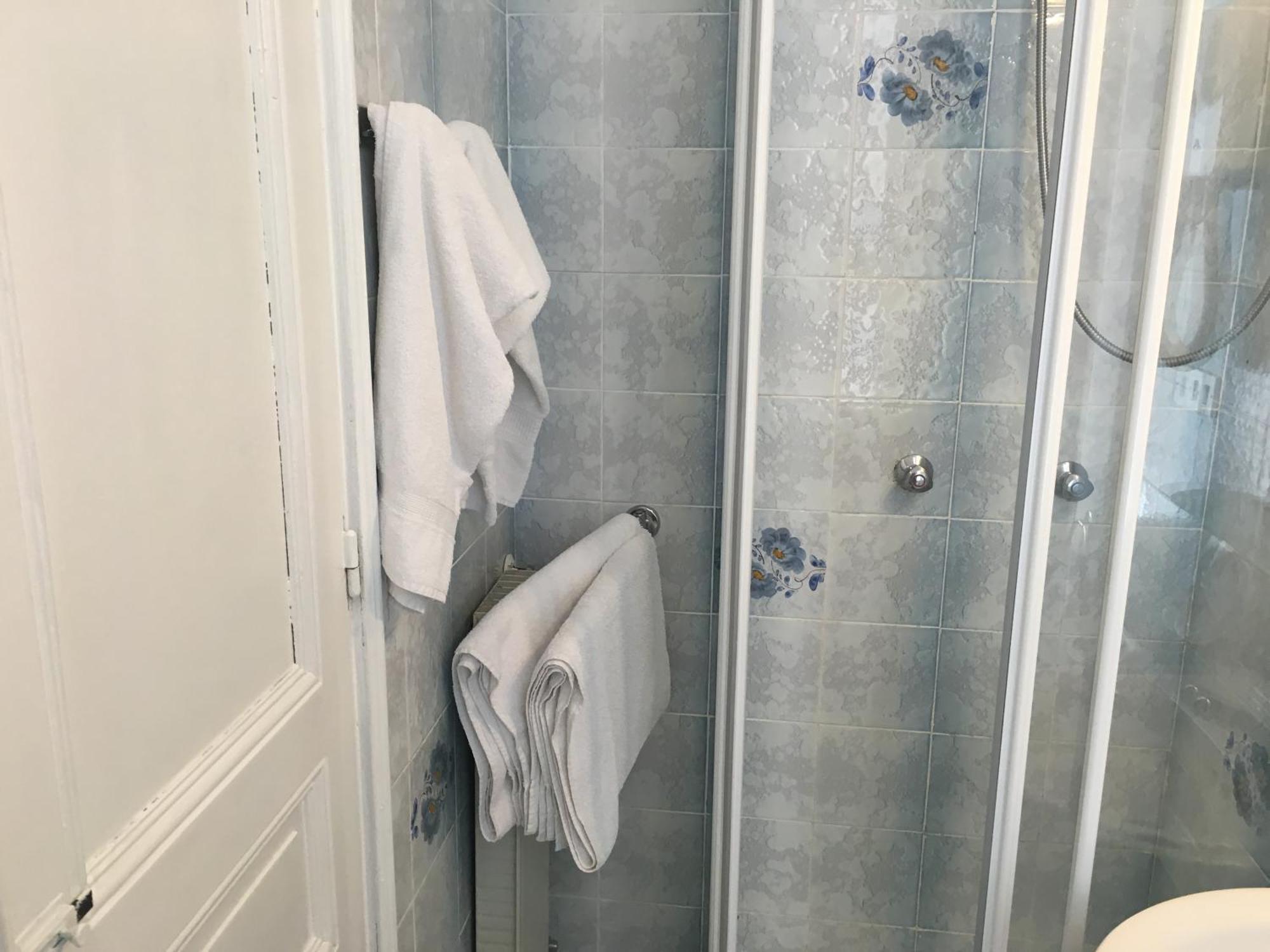 Hotel Liberty Sanremo Ruang foto