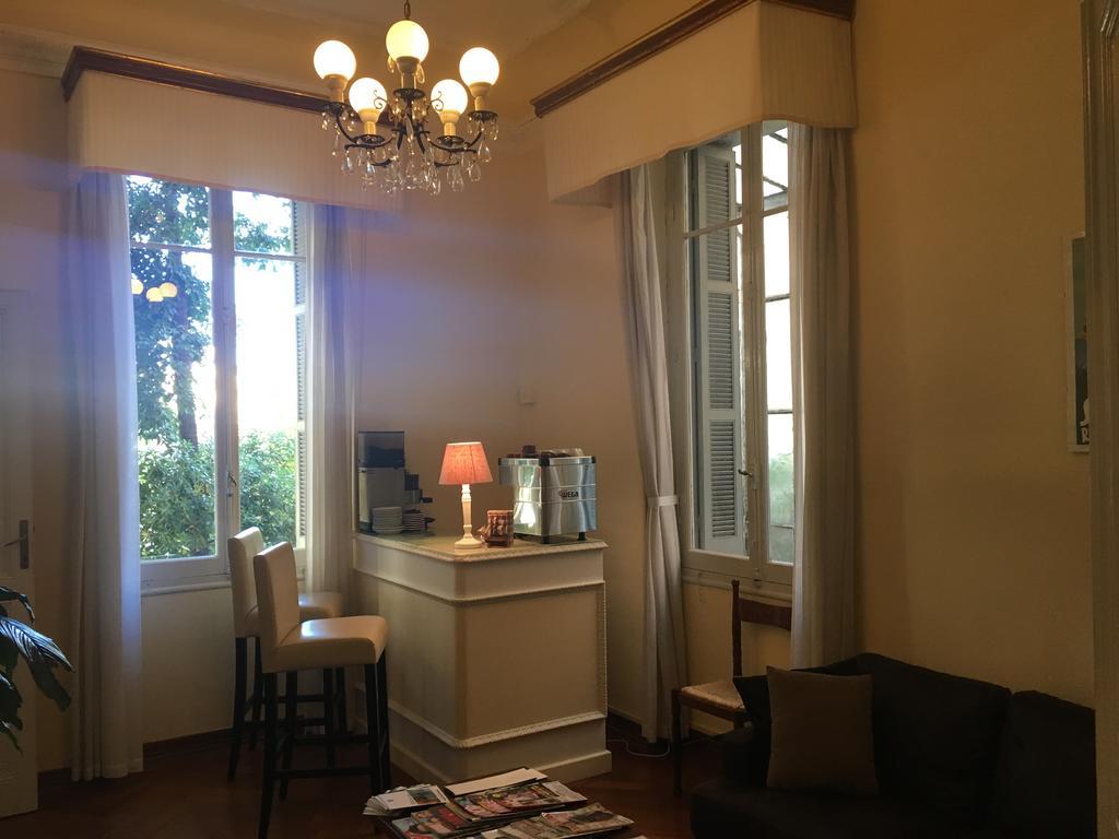 Hotel Liberty Sanremo Bagian luar foto