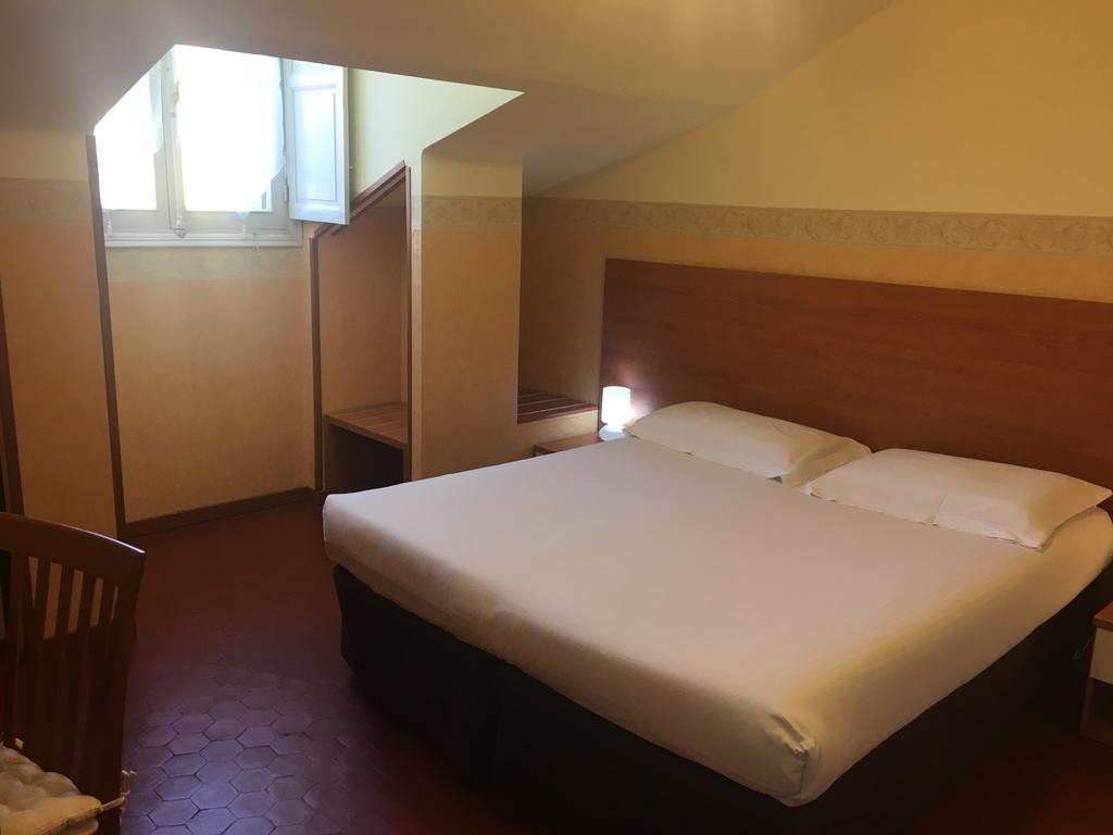 Hotel Liberty Sanremo Bagian luar foto