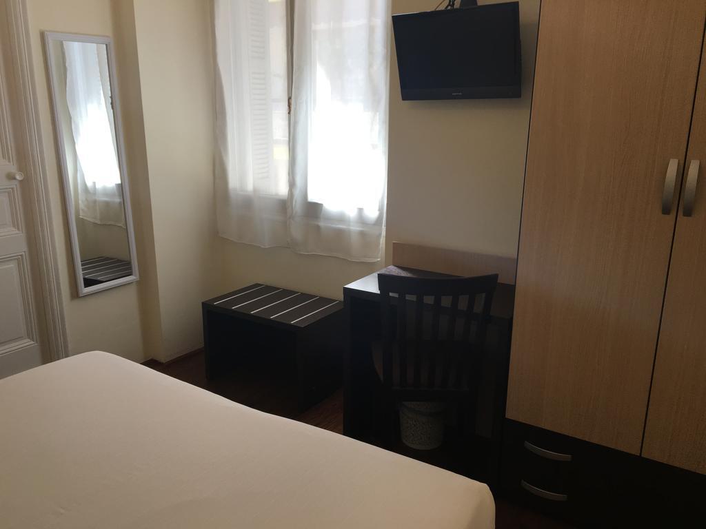 Hotel Liberty Sanremo Bagian luar foto