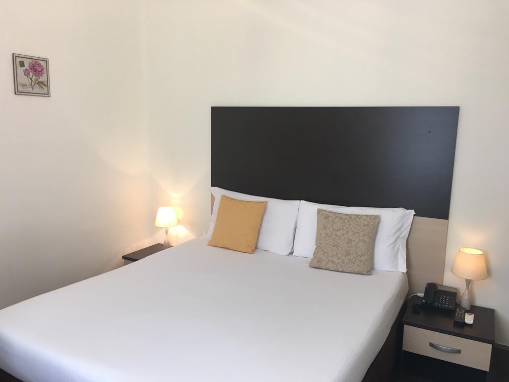 Hotel Liberty Sanremo Bagian luar foto