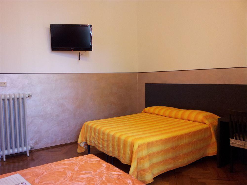 Hotel Liberty Sanremo Bagian luar foto