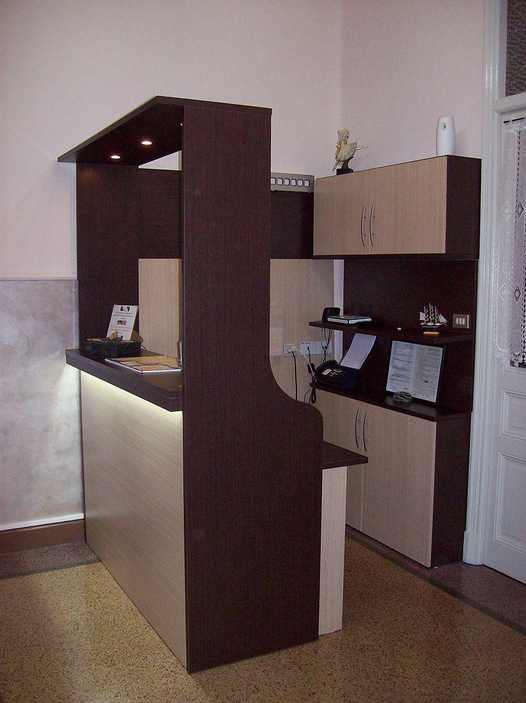 Hotel Liberty Sanremo Bagian luar foto